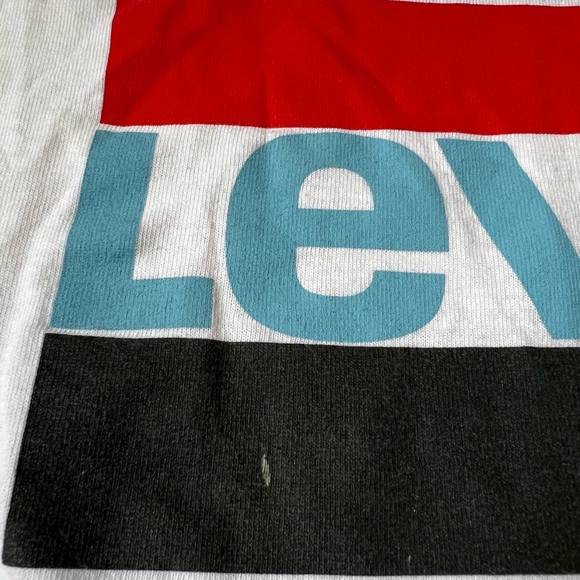Levi’s long sleeve tee Small - Picture 2 of 3